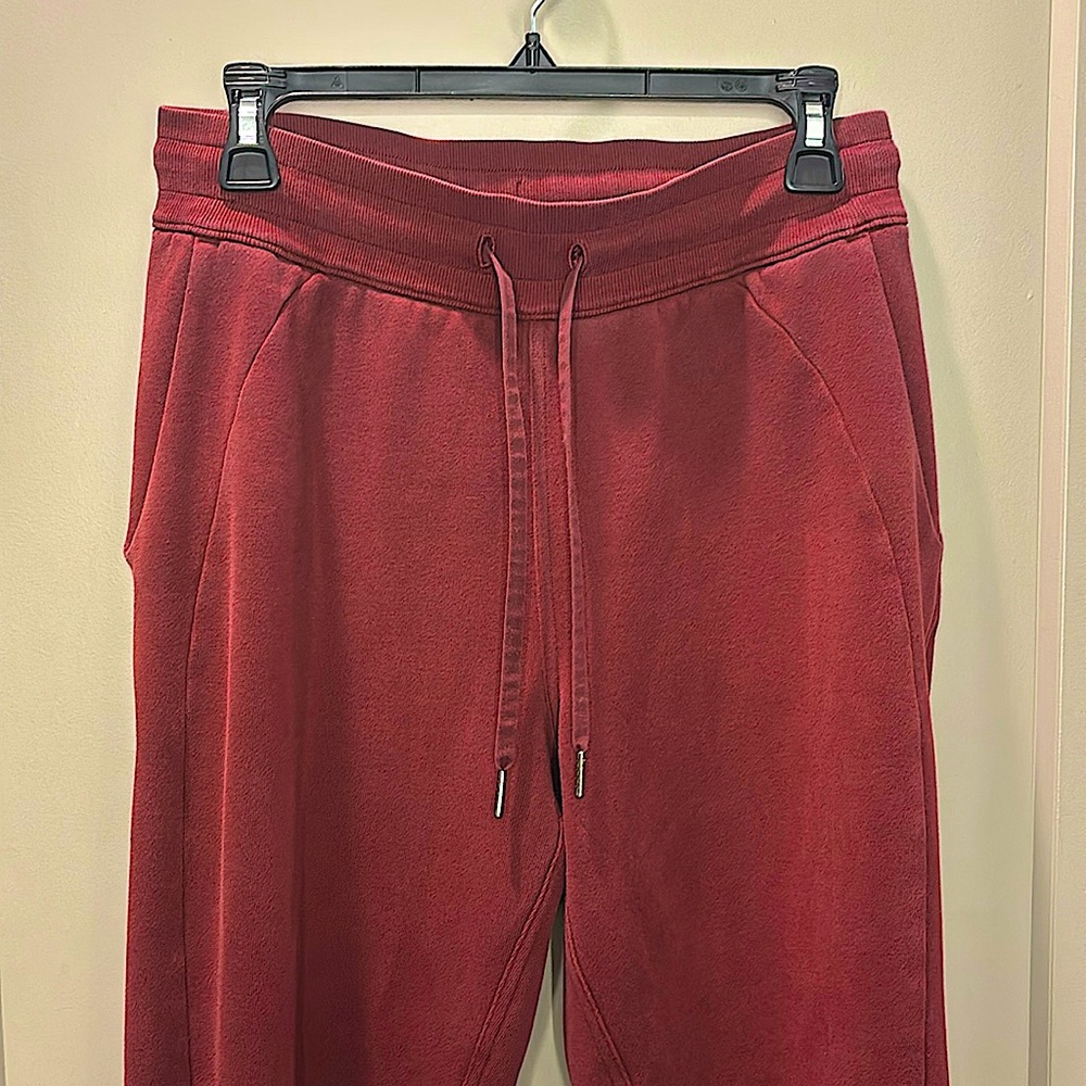 lululemon sweatpants